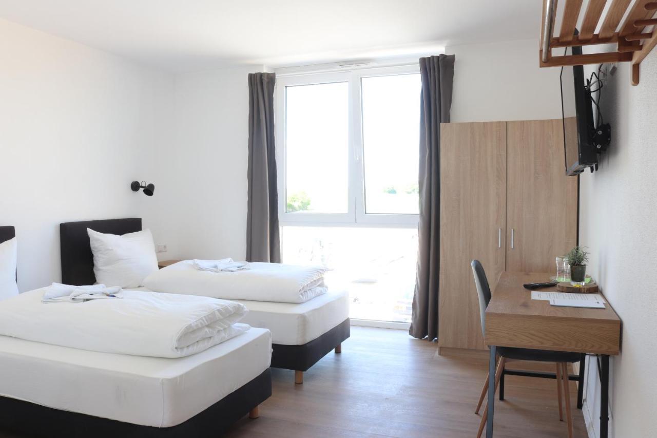 Motel Bergtheim - Self Check-In Экстерьер фото